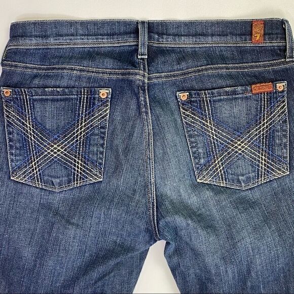 7 for All ManKind | Mia Stretch Capri’s - Picture 7 of 10